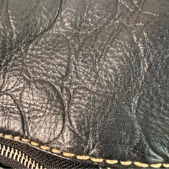 Tignanello Black Leather Tote Bag Croc Embossed Shoulder Handbag Carry All EUC! - Picture 5 of 15